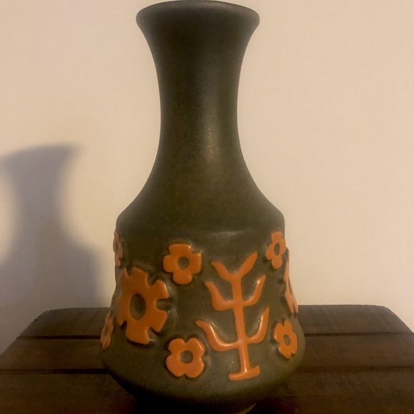 hyalyn Mid Century, Made in USA Pottery Vase - Picture 1 of 10